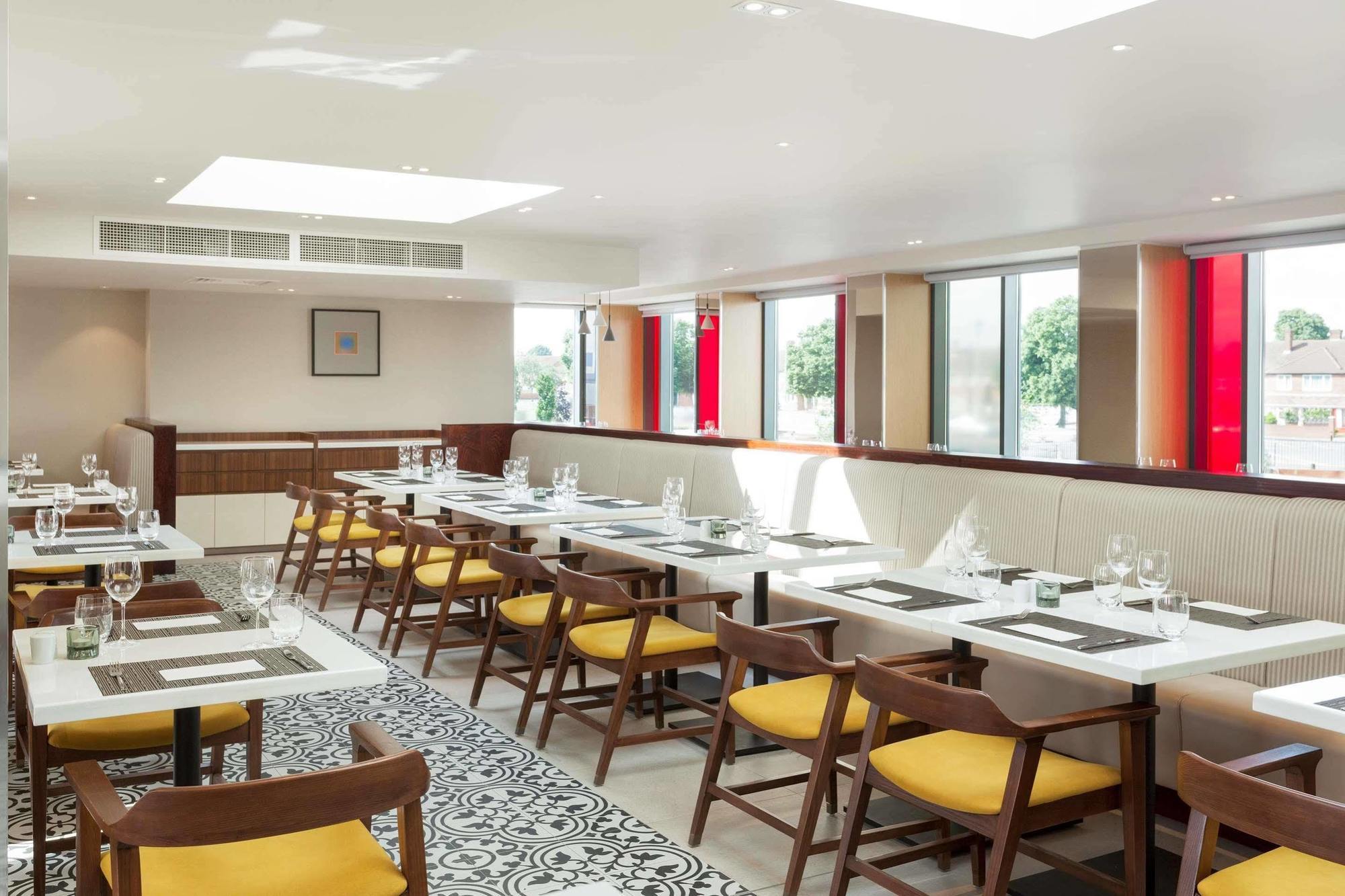 Hyatt Place West London Hayes Eksteriør billede