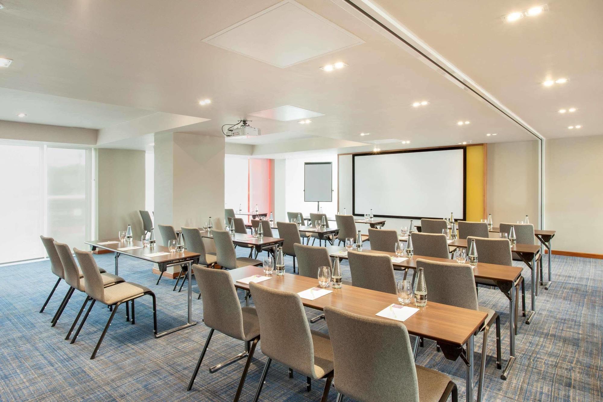 Hyatt Place West London Hayes Eksteriør billede