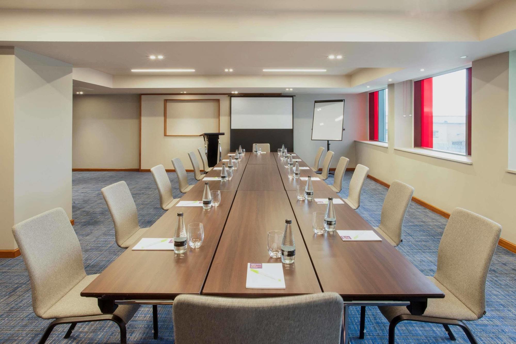 Hyatt Place West London Hayes Eksteriør billede