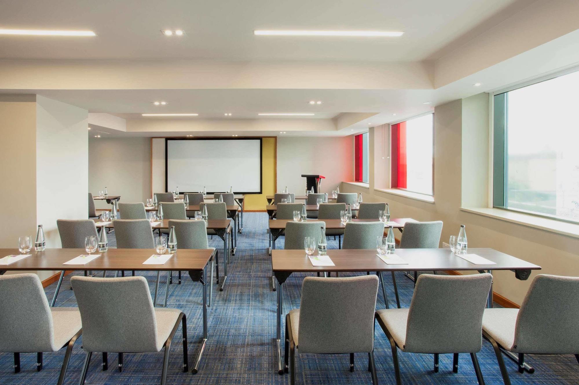 Hyatt Place West London Hayes Eksteriør billede
